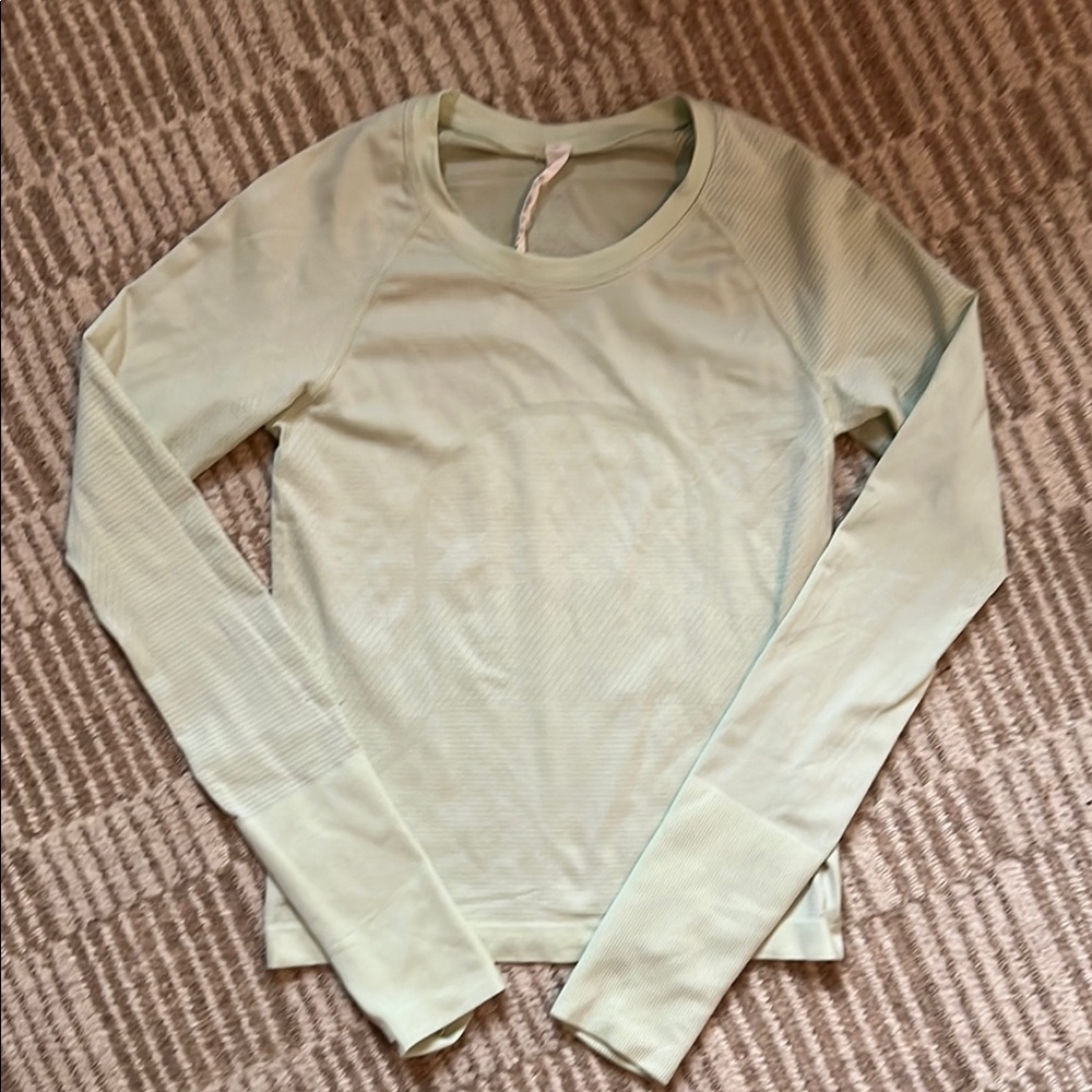 Lululemon Light Green Long Sleeve